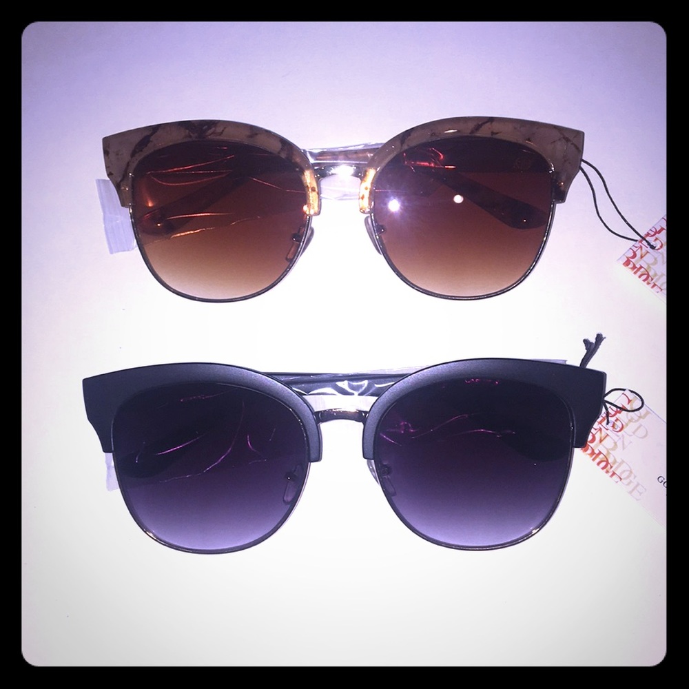 2 pairs of sunglasses! Black & Rose Gold 🕶